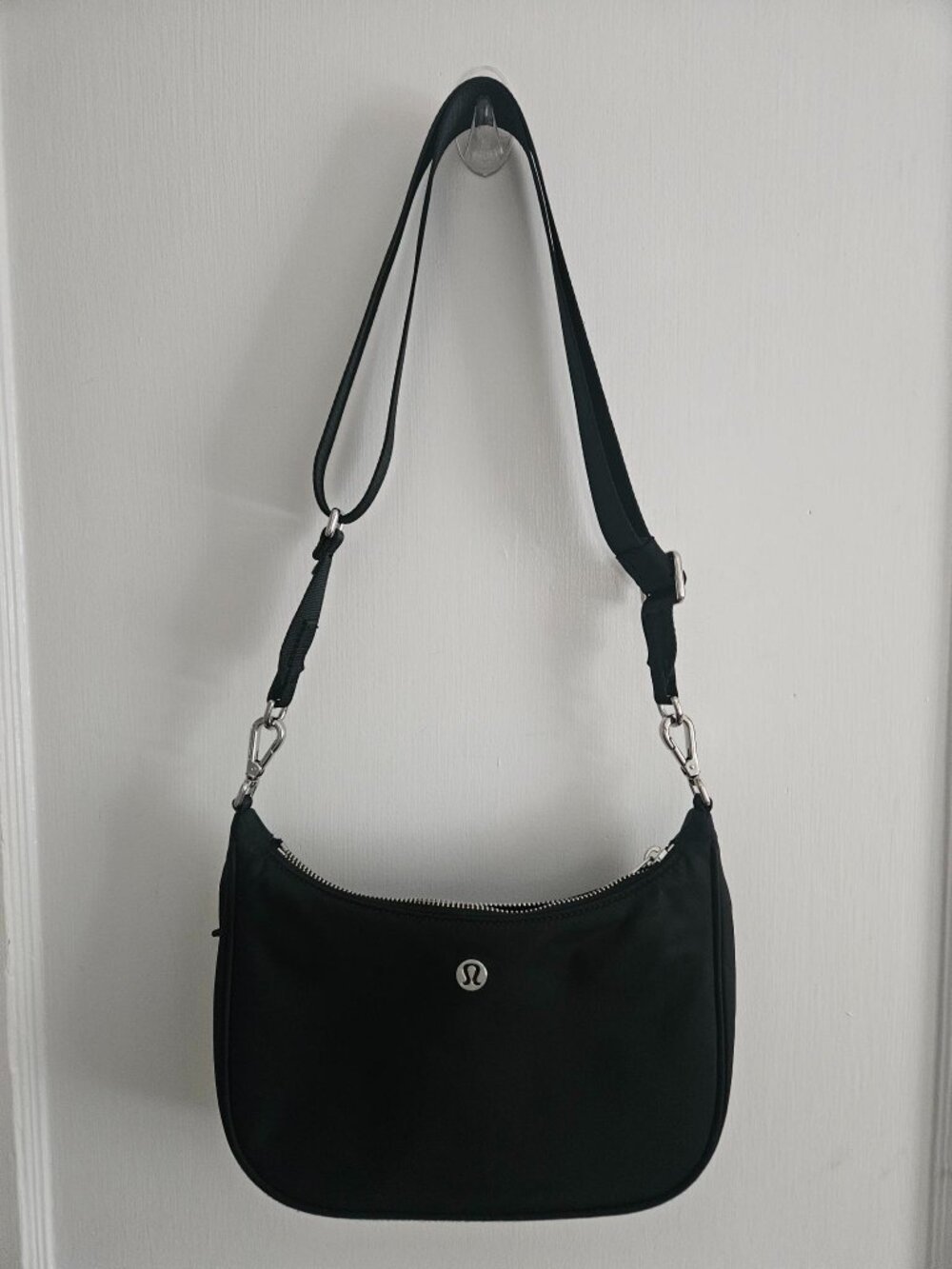 Lululemon City Essentials Small Shoulder Bag 3L Black Silver